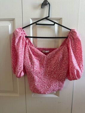 Abercrombie & Fitch Pink & White Floral Puff-Sleeve Top - Small